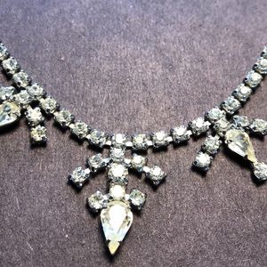 Duane rhinestone necklace